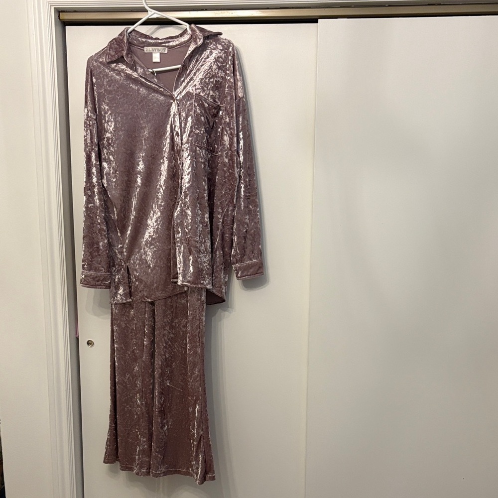PLAYBOY Velvet Long-Sleeve Pajama Set - Dusty Mauve